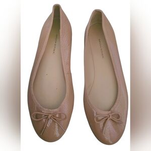 Banana Republic Patent Leather Flats Women 9